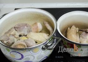Как варить студень из говядины – пошаговый рецепт с фото Праздничный холодец из трех видов мяса